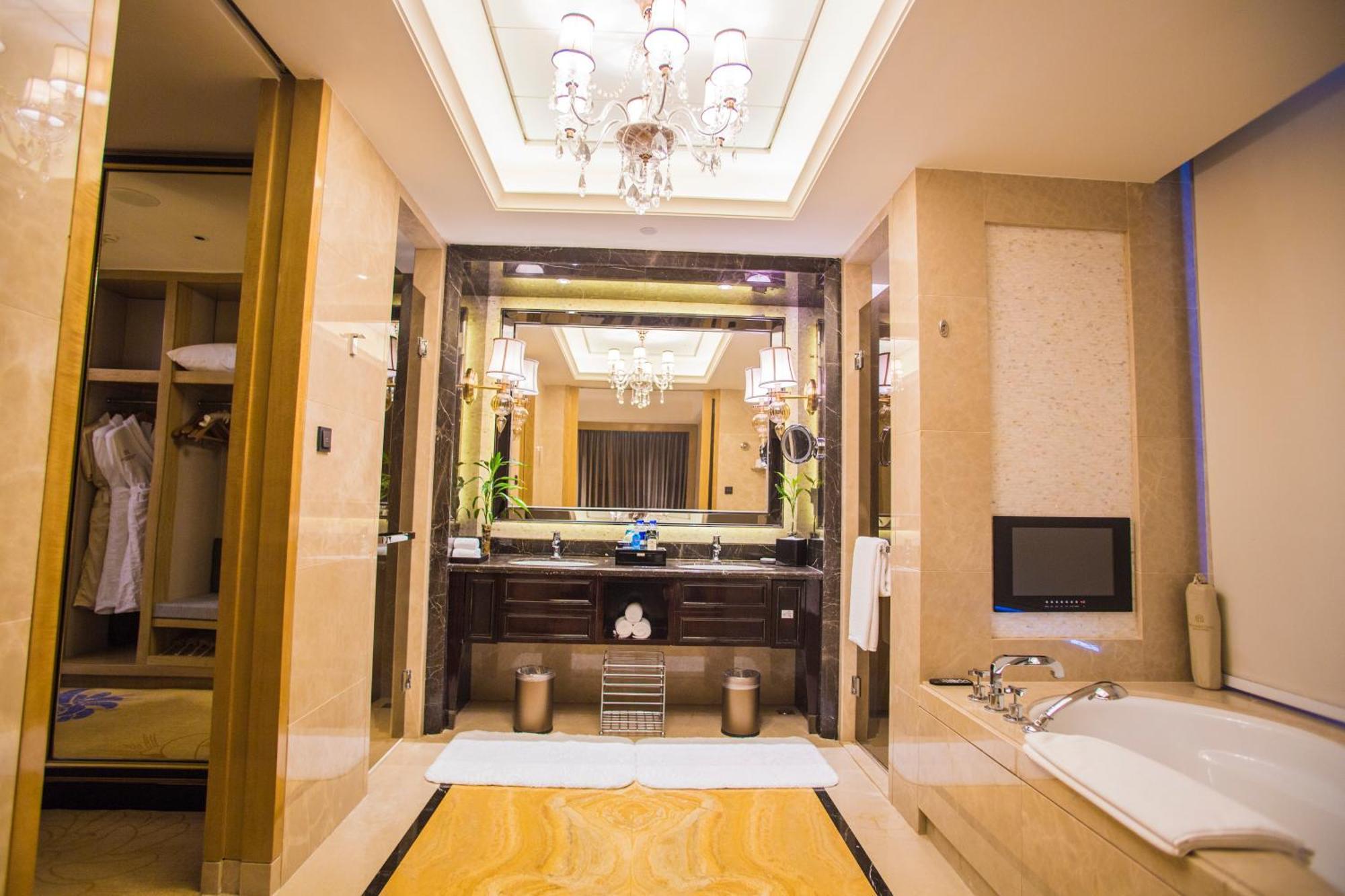 Wanda Vista Quanzhou Hotel Куанжоу Екстериор снимка